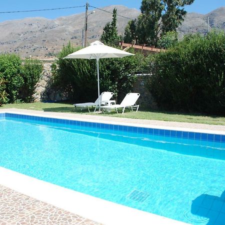 Villa With A Pool In Lefkogia Lefkogeia Dış mekan fotoğraf