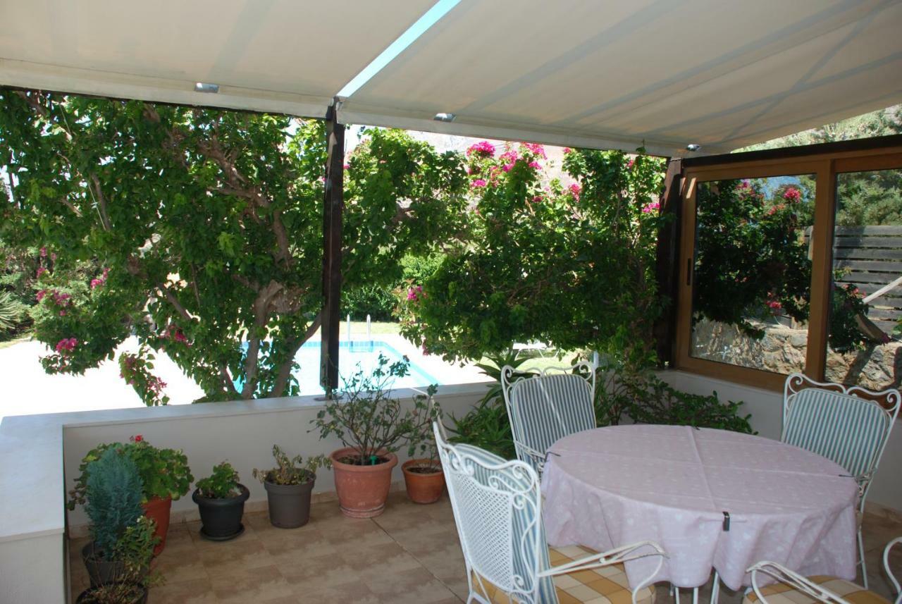 Villa With A Pool In Lefkogia Lefkogeia Dış mekan fotoğraf