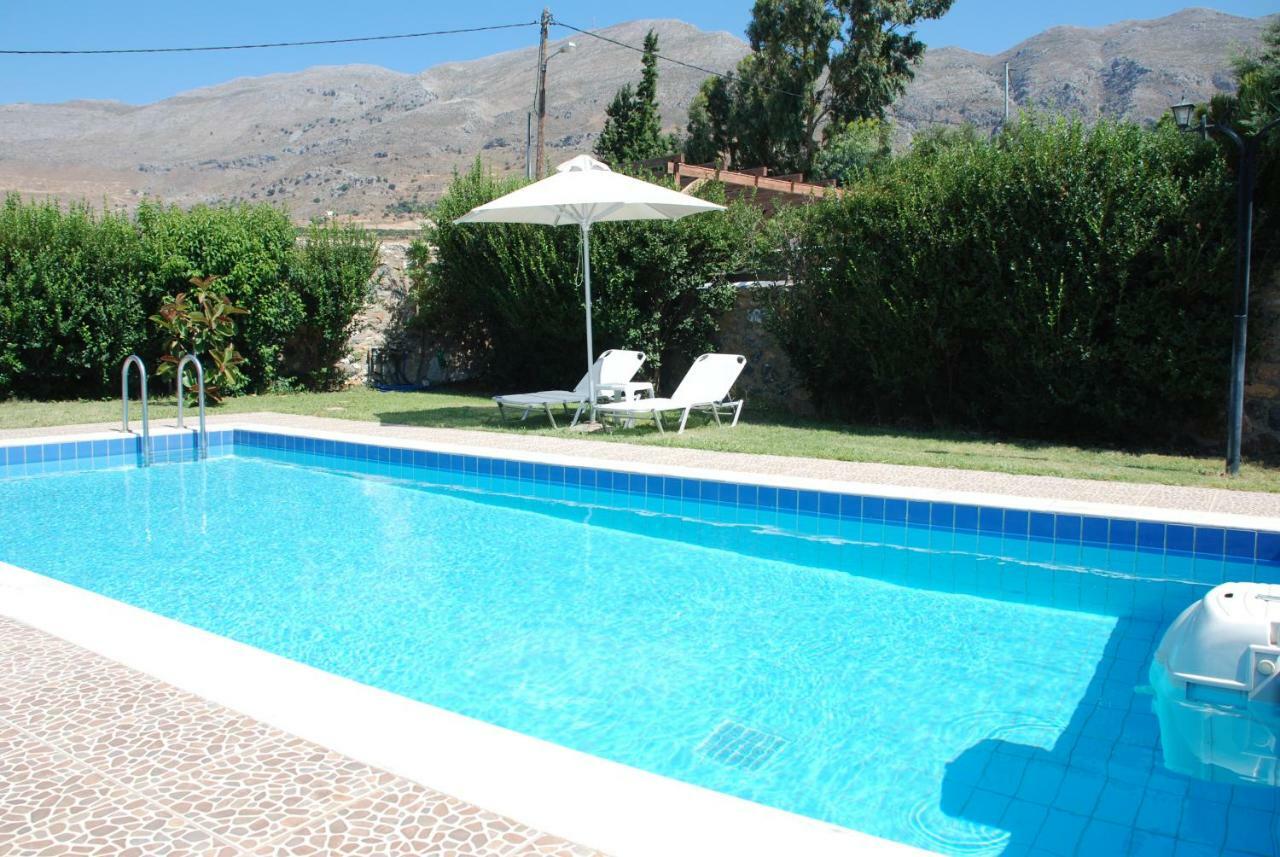 Villa With A Pool In Lefkogia Lefkogeia Dış mekan fotoğraf